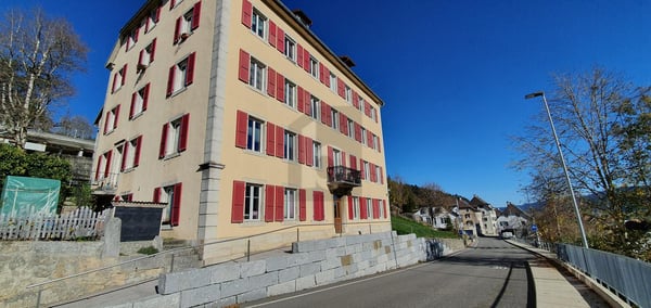 PRIX TOP, PIED À TERRE DANS LA VALLÉE DE LA SAGNE 1