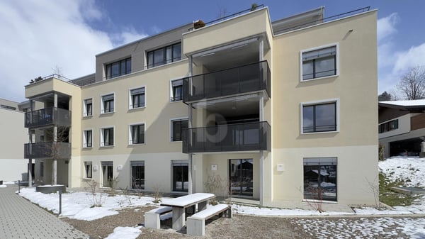 SONNIGER NEUBAU IN EIGENTUMSSTANDARD 1