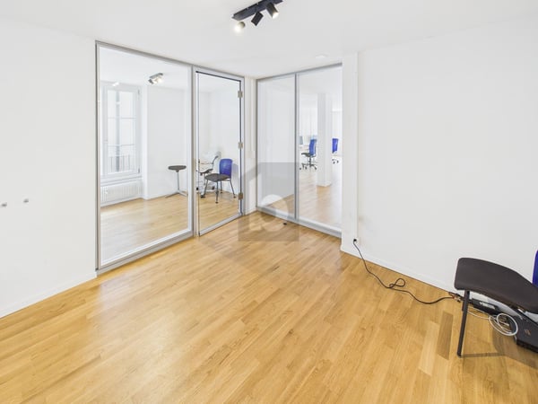 ZENTRAL, PRAKTISCH UND GROSSZÜGIG 3
