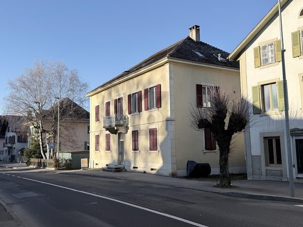 IMMEUBLE 5,4 % DE RENDEMENT 9 APPARTEMENTS 11 BOX 2