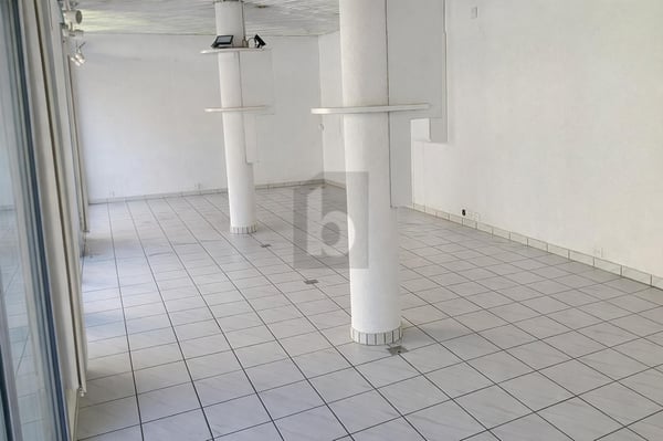 VISIBLE, PRATIQUE ET CENTRAL 3