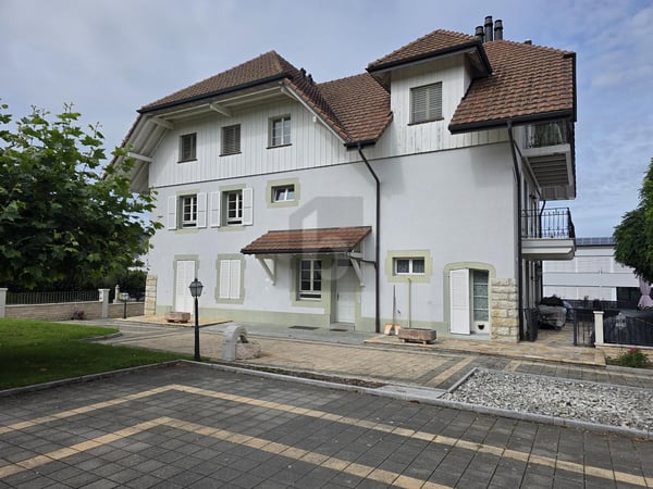 IMMEUBLE AVEC PARCELLE CONSTRUCTIBLE IBUS 0.85 1