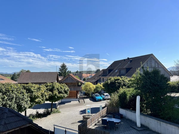 EXKLUSIV MIT GROSSEM SONNENBALKON 3