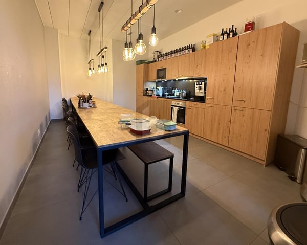 CENTRAL, LUMINEUX ET COLLABORATIF 4