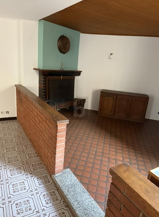 SPAZIOSA CASA DI NUCLEO 2