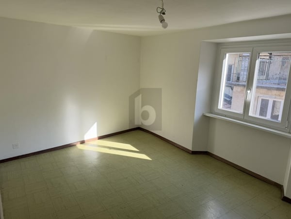 SPAZIOSA CASA DI NUCLEO 5