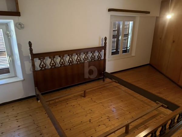 SPAZIOSA CASA DI NUCLEO 4