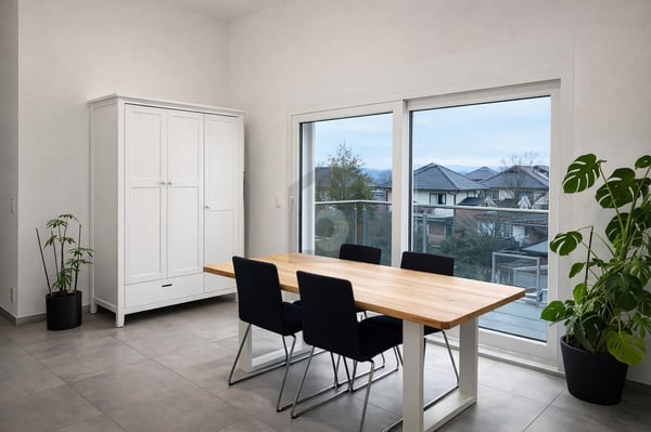 ENSOLEILLÉ, MODERNE & ACCUEILLANT 3