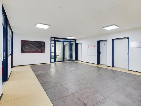 VON EINZEL-  BIS GROSSRAUMBÜRO (200/400/800 M2) 5