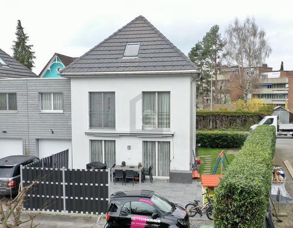 FAMILIENFREUNDLICH MIT CHARME IN ZENTRALER LAGE 1