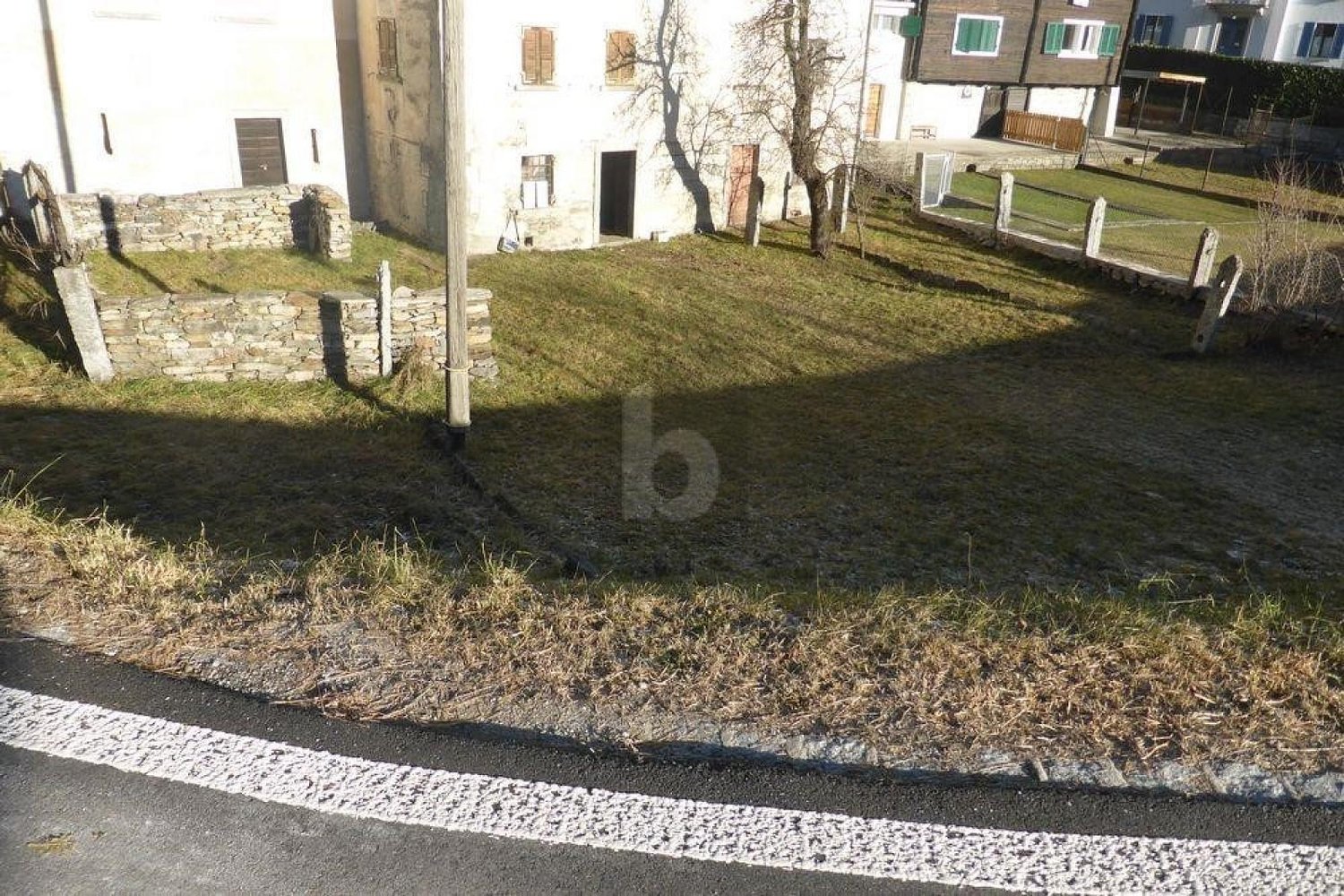 Immobilie in Chironico - CON MOLTO POTENZIALE E AMPIO GIARDINO - Bild 4