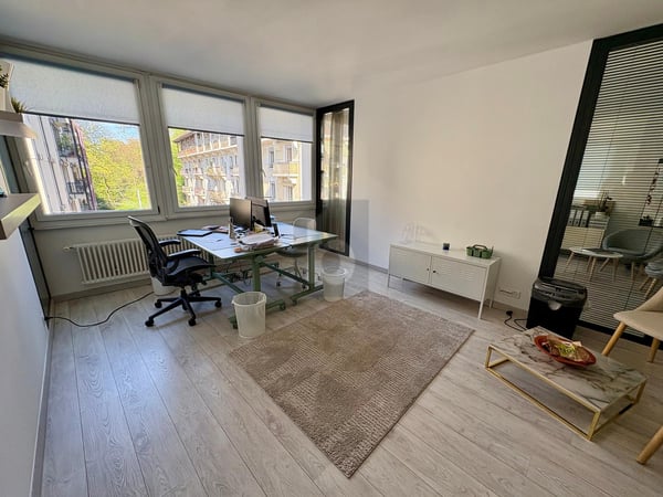 ESPACE PROFESSIONNEL CLÉ EN MAIN (2) 2