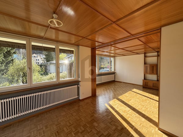GERÄUMIG, LICHTDURCHFLUTET UND MIT PRIVATEM POOL 3
