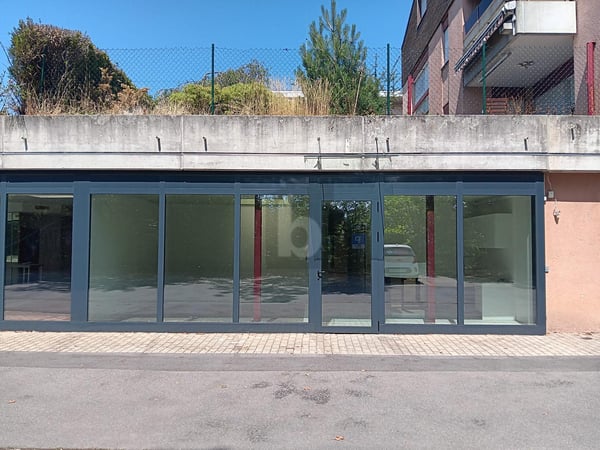 LOCAUX FONCTIONNELS, EMPLACEMENT STRATÉGIQUE 1