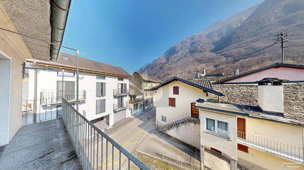 SPAZIOSA E SOLEGGIATA IN POSIZIONE CENTRALE 3