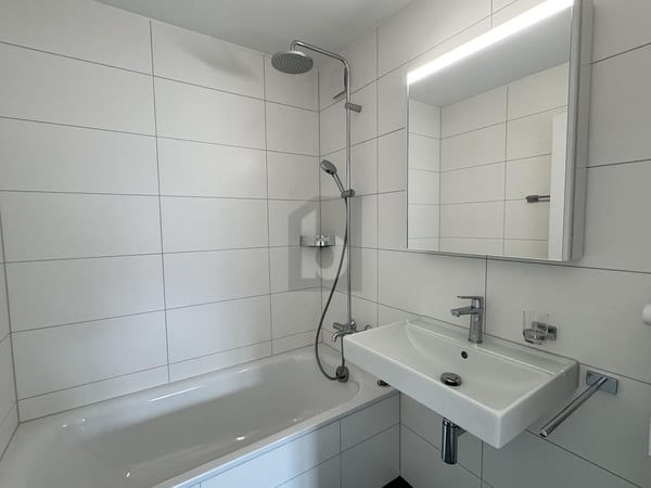 HELLE, MODERNE RÄUME MIT SCHÖNER AUSSICHT 4