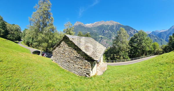 CON VISTA TRA SOLE E NATURA 1