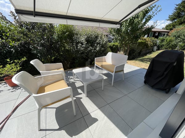 MAGNIFIQUE MAISON MITOYENNE AVEC JARDIN À PENTHAZ 2