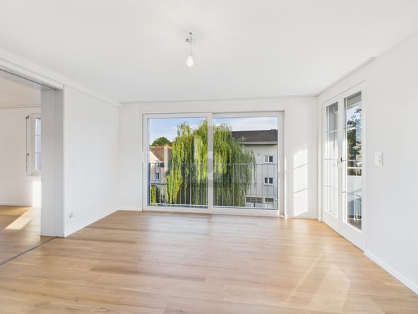 MODERN AM PLÄTSCHERNDEN BACH 3