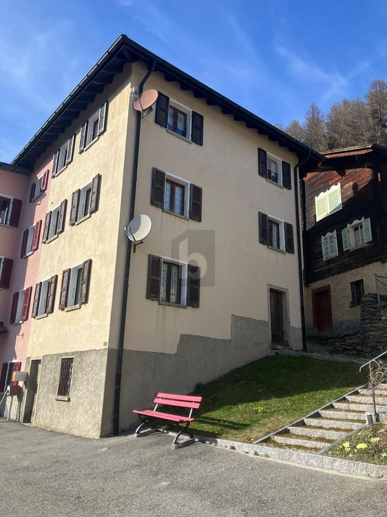 GRAZIOSO E SOLEGGIATO CON VISTA 1