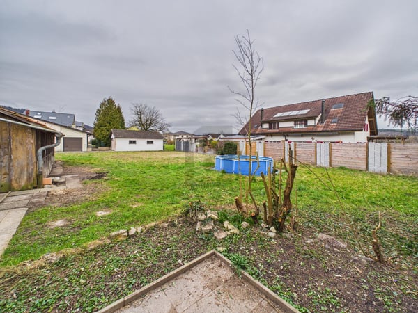 VIEL PLATZ - MIT SCHEUNE UND GROSSEM GARTEN! 2