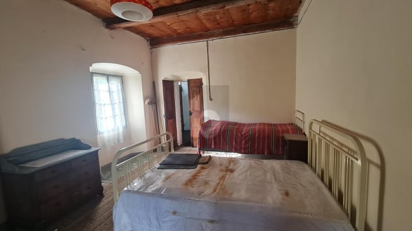 STORICA, SOLEGGIATA, CON VISTA 5