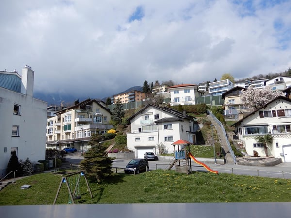 ZENTRAL, MIT GROSSER DUSCHE 5