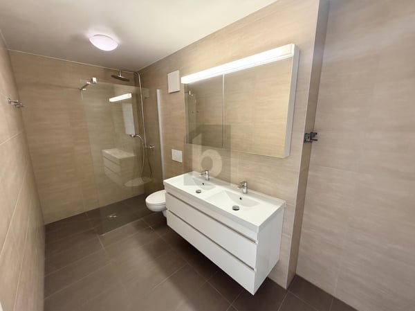 ÉLÉGANT DUPLEX BAIGNÉ DE LUMIÈRE 4