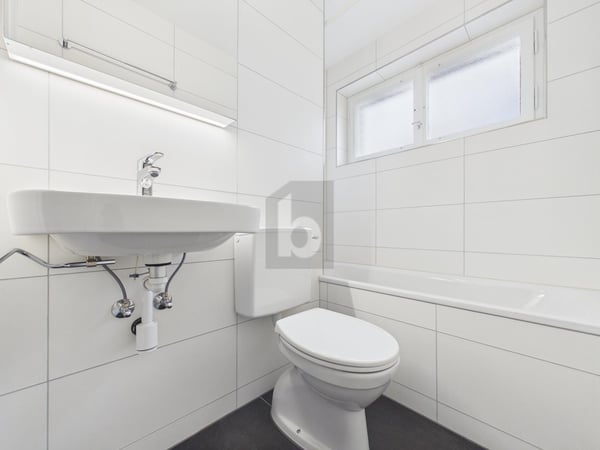 FRISCH RENOVIERT IM RUHIGEN WOHNQUARTIER 4