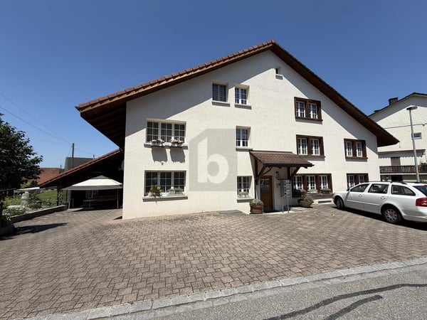 PRAKTISCHER GRUNDRISS MIT VIEL PLATZ! 3