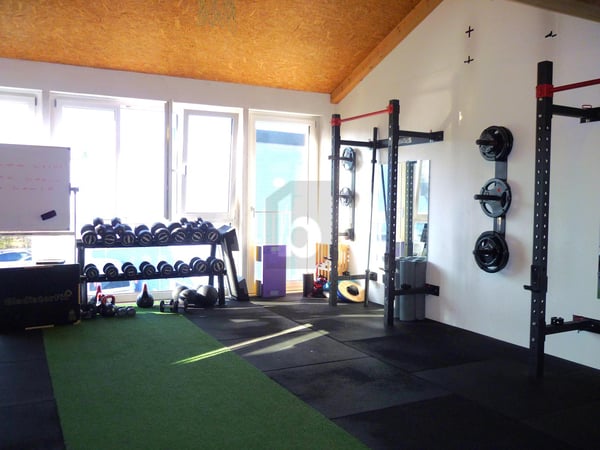 ESPACE MODERNE LUMINEUX + MEZZANINE ! 5