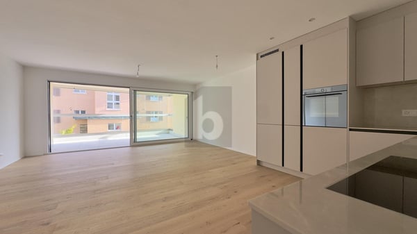 MODERNER NEUBAU AN ZENTRALER LAGE 2