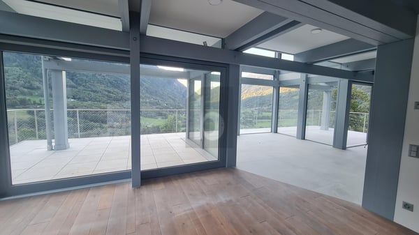 SPAZIOSA ED ELEGANTE CON VISTA MOZZAFIATO 5