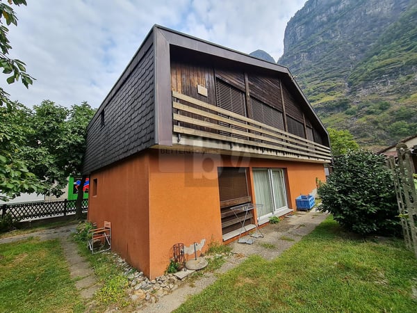 SOLEGGIATO CON BELLA VISTA APERTA 1