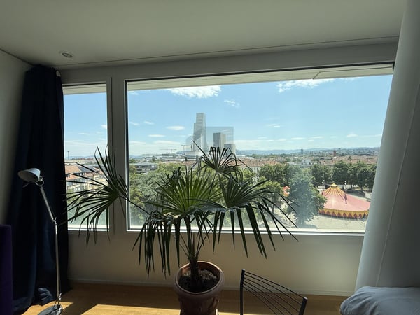 WEITSICHT, MÖBLIERT AN TOP-LAGE! 1