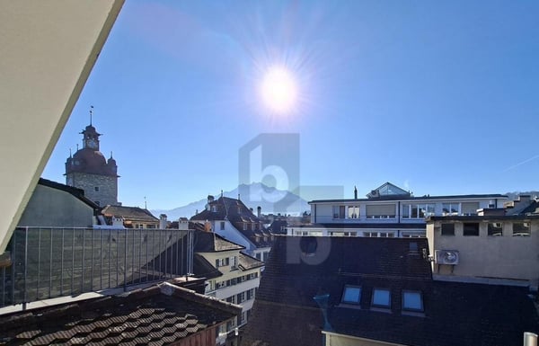 CHARMANTE ALTSTADT-MAISONETTE BEZUGSBEREIT 1