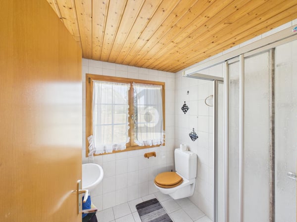 MÖBLIERT UND BEZUGSBEREIT AN RUHIGER LAGE 3