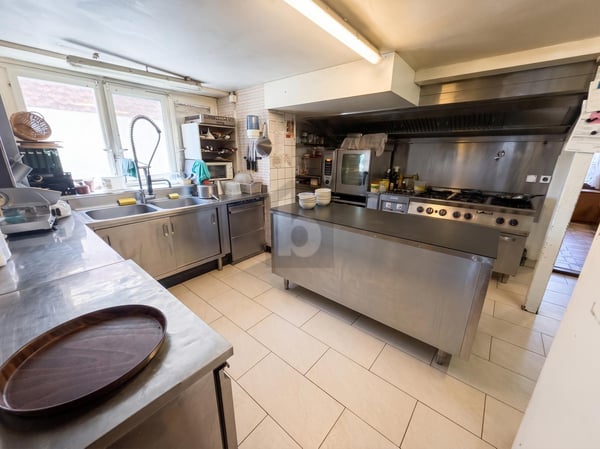 RENTABLE, FLEXIBLE & CENTRAL 4