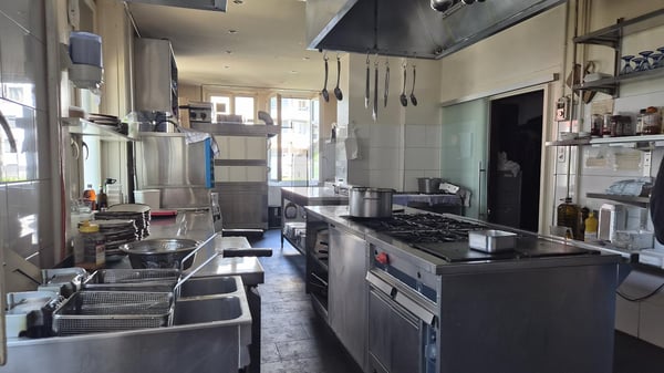 RESTAURANT SUCHT NEUE PÄCHTER 5
