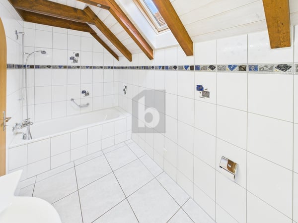 RUHIG, LÄNDLICH, MIT CHARAKTER 4