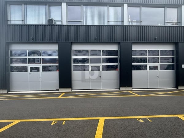 SPACIEUX, FONCTIONNEL ET AU CALME 4