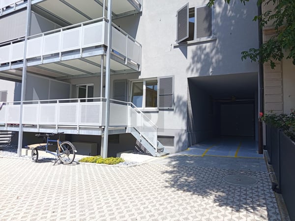 LUMINEUX AVEC TERRASSE ET JARDIN COMMUN 5