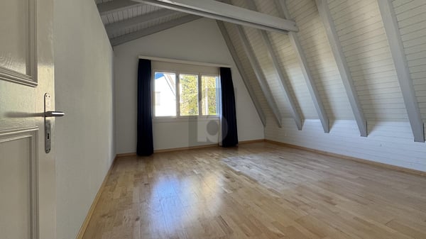 BEFRISTET, GROSSZÜGIG UND SONNENVERWÖHNT 4