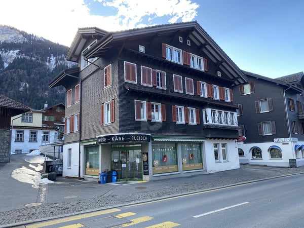 GROSSZÜGIG UND FLEXIBEL IN ZENTRALER LAGE 1