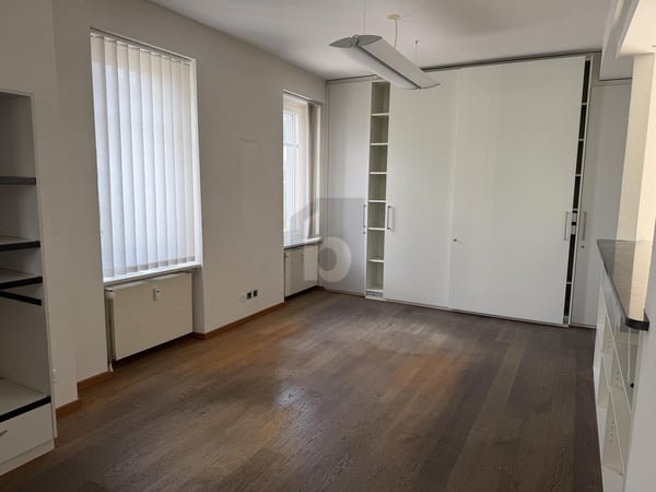 HELL, GROSSZÜGIG UND VIELSEITIG NUTZBAR 4