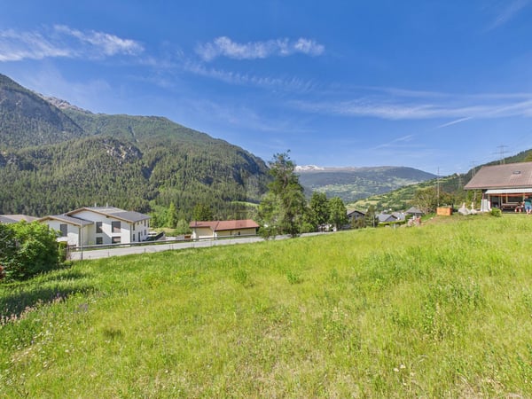 SONNIGE AUSSICHTSLAGE MIT BERGPANORAMA 2