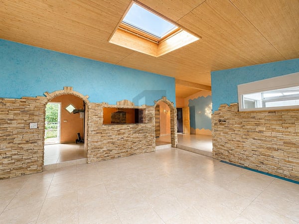MAGNIFIQUE, PLAIN PIED, LUMINEUSE AVEC GRAND JARDIN 4