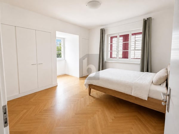 HOCHWERTIG RENOVIERT MIT FISCHGRÄTPARKETT! 3