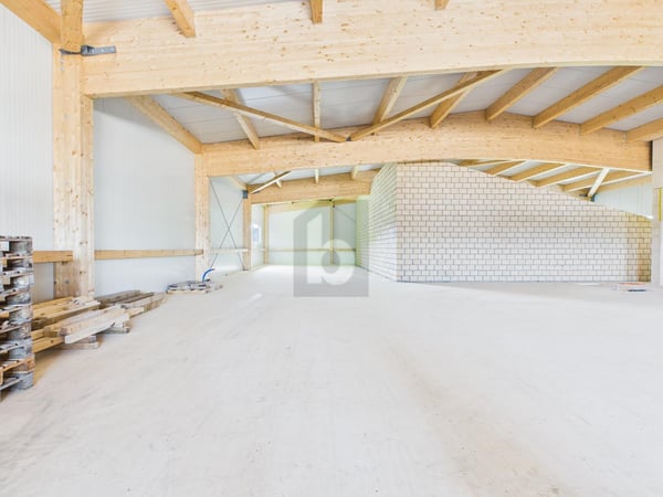 NEUBAU FLEXIBLER GEWERBERAUM 1