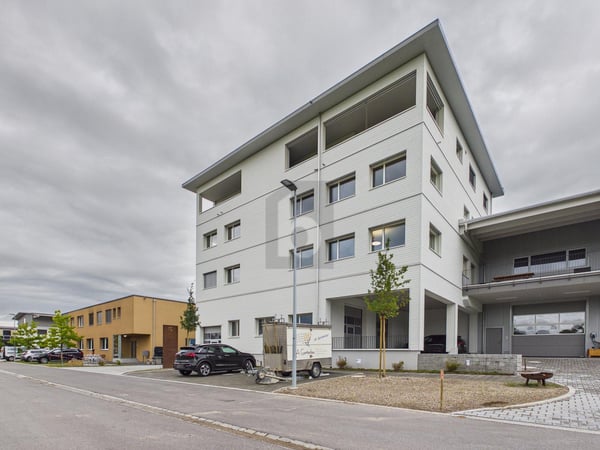 NEUBAU FLEXIBLER GEWERBERAUM 1